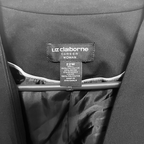 Liz Claiborne Black lined blazer plus size 22w - Picture 3 of 3